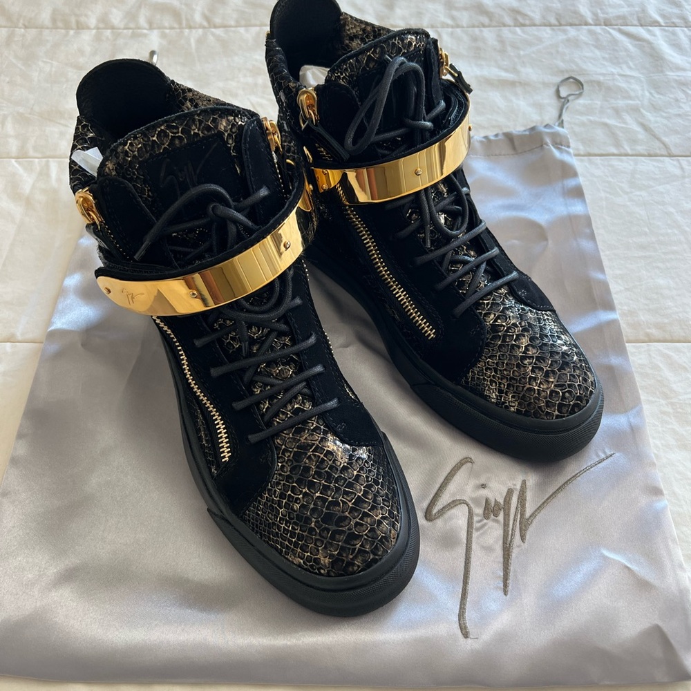 Giuseppe Zanotti Black and Gold Textured Sneakers